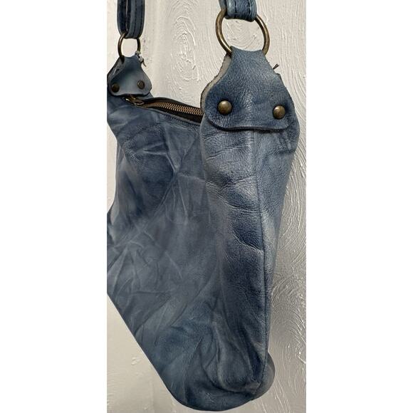 Casuals By Justin Blue Leather Shoulder Bag Adjustable Buggywhip Cowhide - Picture 3 of 7